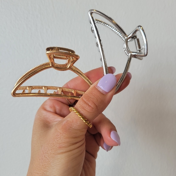 Classic metallic claw clip - Picture 2 of 2